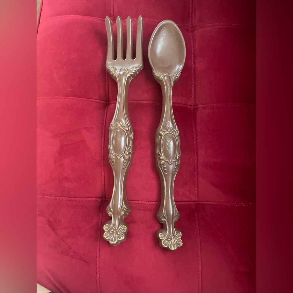 VINTAGE✨ 1974 Ceramic Fork And Spoon Wall Decor 16in - Picture 2 of 4